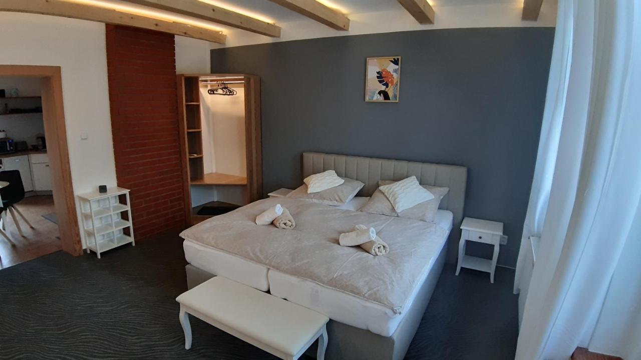 Three Apartment Františkovy Lázně Zewnętrze zdjęcie