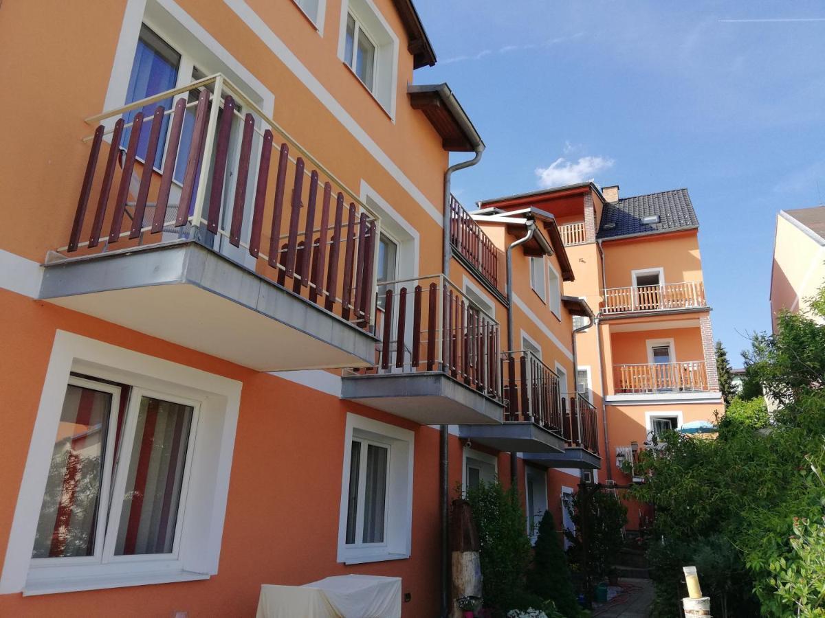 Three Apartment Františkovy Lázně Zewnętrze zdjęcie