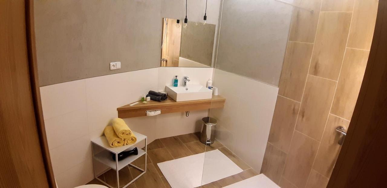 Three Apartment Františkovy Lázně Zewnętrze zdjęcie
