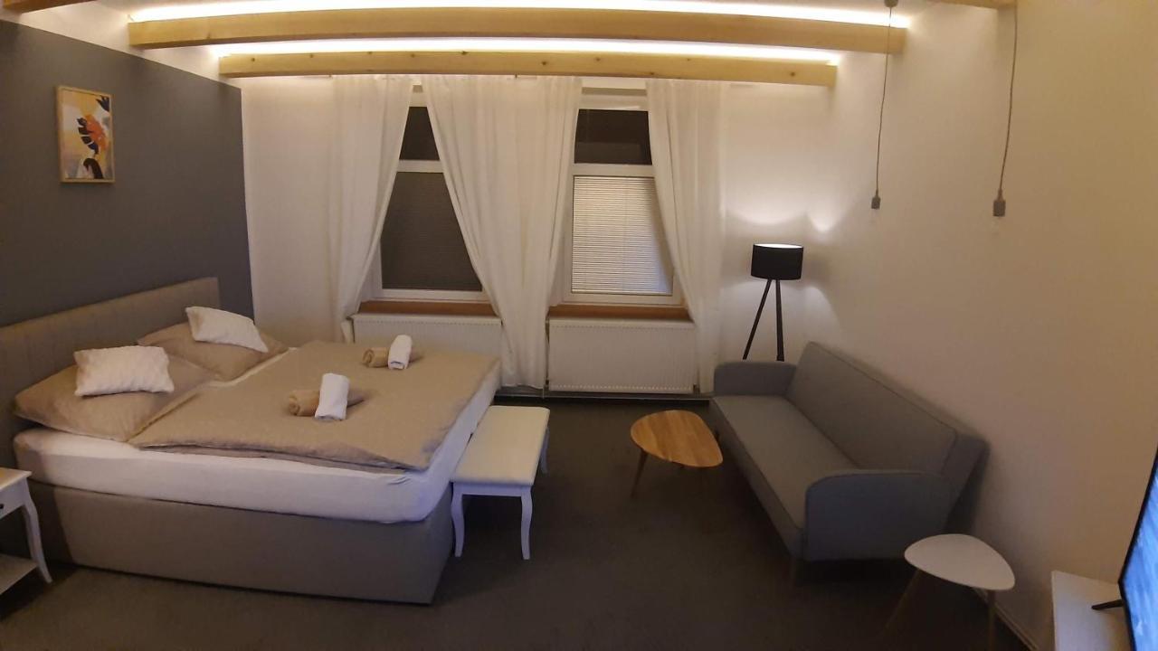 Three Apartment Františkovy Lázně Zewnętrze zdjęcie