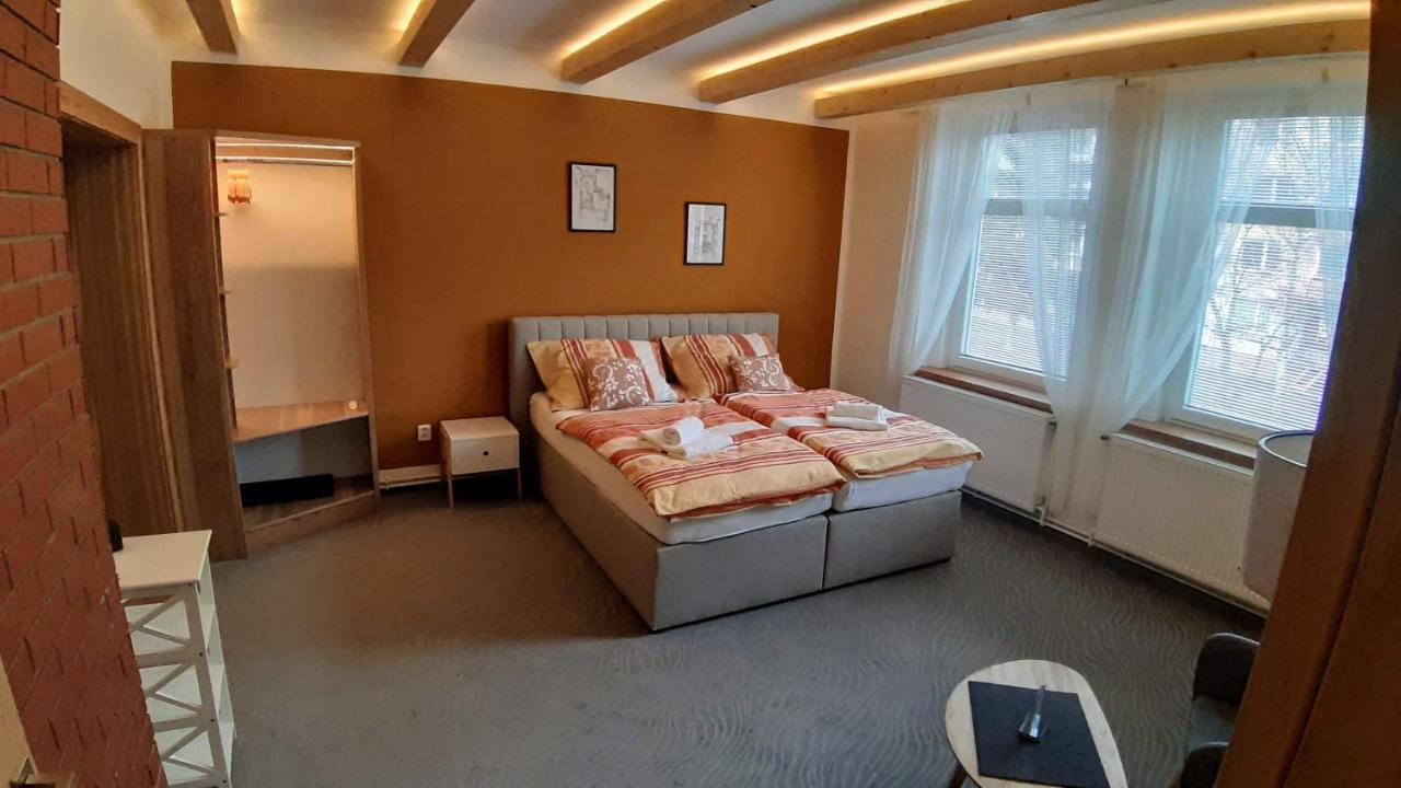 Three Apartment Františkovy Lázně Zewnętrze zdjęcie